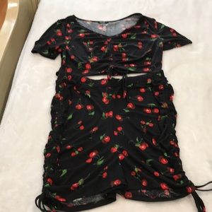 SHEIN 2 peace set crop top & skirt style shorts size 1XL